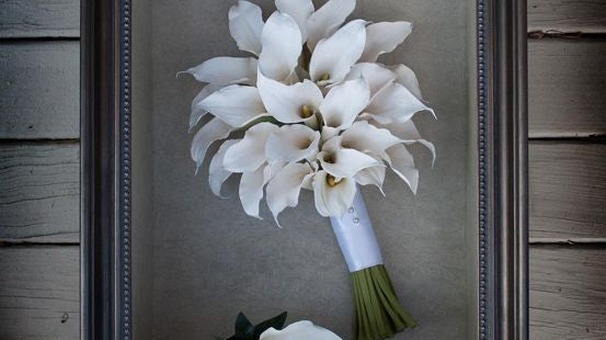 Can White or Cream Wedding Flowers Be Preserved?